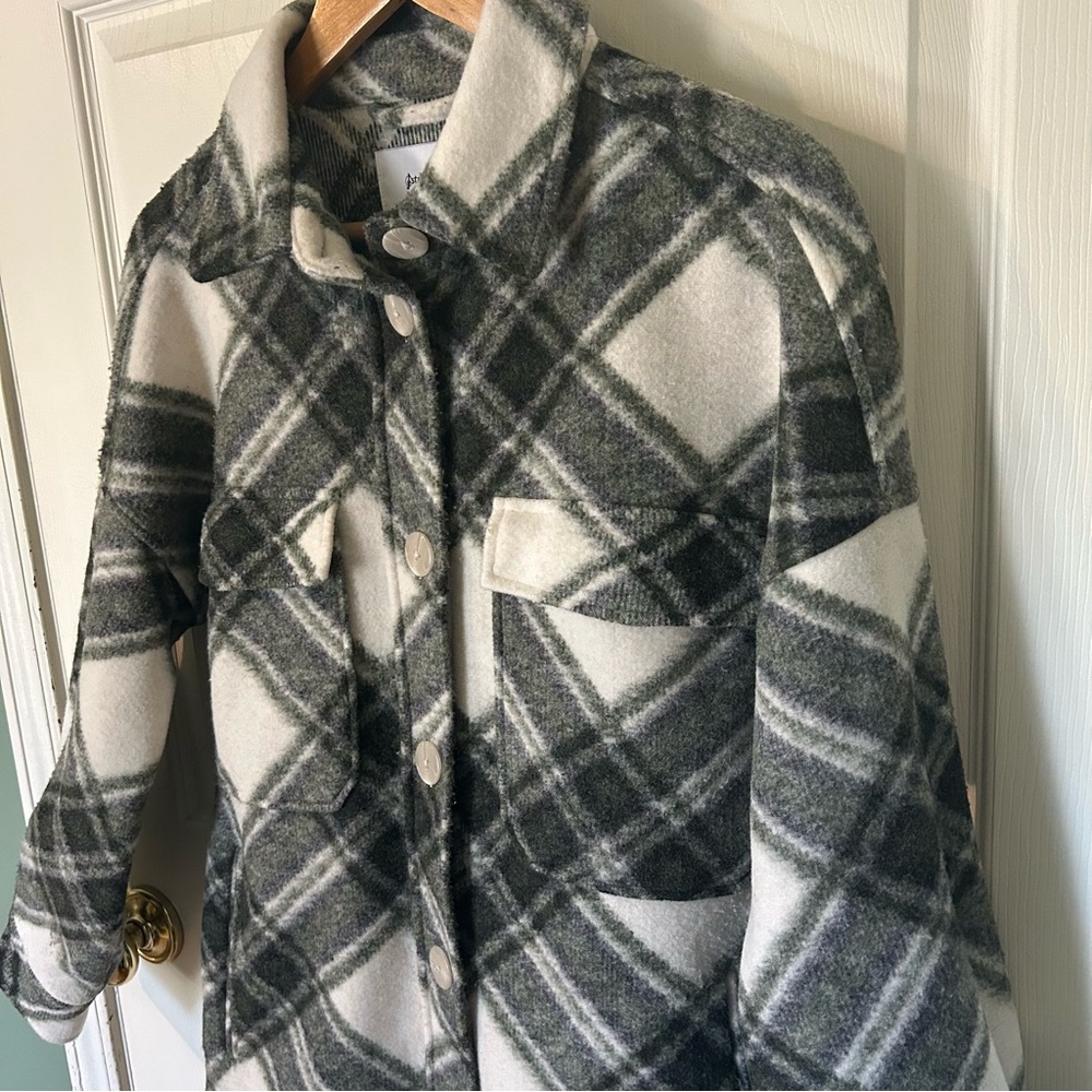 Stradivarius Women’s Green Plaid Shirt Jacket Fleece Shacket | Size L - Picture 2 of 15